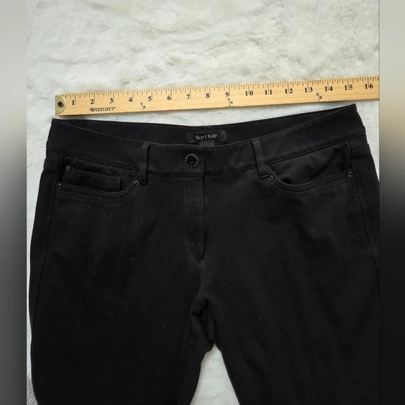 White House Black Market Women Slim Leg Black Pants - Picture 5 of 12